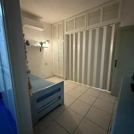 10 Capotesta Ferienhaus